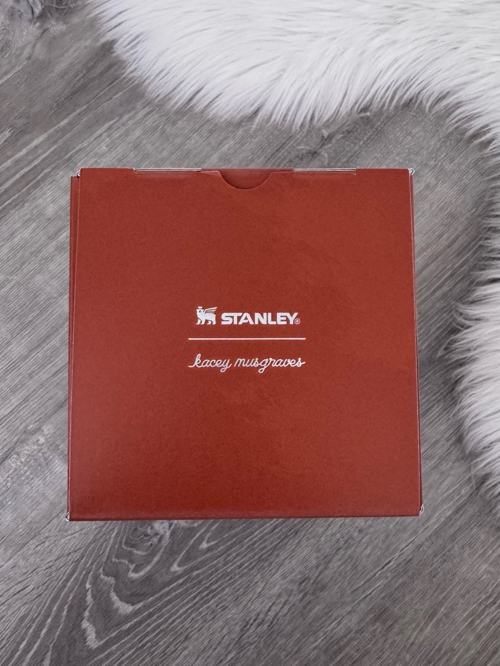 🤎🤍 Kacey Musgraves x Stanley 40oz Flip Straw Tumbler - Picture 2 of 13
